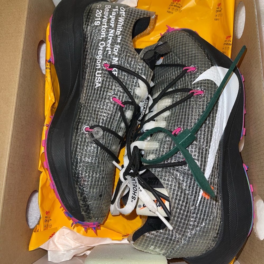 Off-White x Nike Vapor Street Sneaker in Black Laser Fuschia